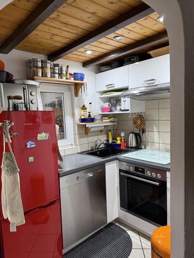 Kleines Fachwerkhaus mit großem Garten - provisionsfrei und sofort bezugsbereit – Foto 10