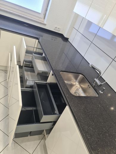 Piso de cuatro habitaciones con terraza en Fellbach – Foto 7