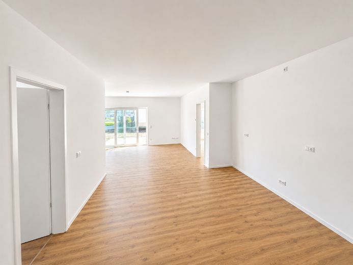 Abitare con stile: appartamento al piano terra di 4 locali con terrazza nel quartiere delle ville – Foto 1