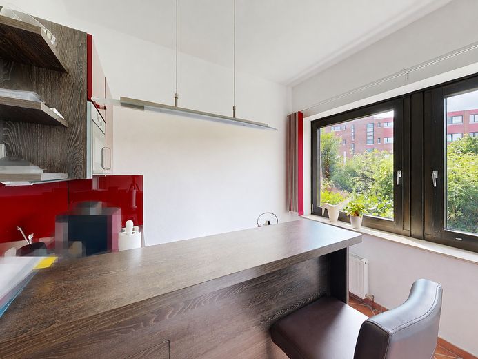Großzügige Büroeinheit mit Umwandlungsoption in eine ETW in Bergedorf – Pantry