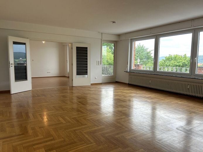 Wieder verfügbar: Große 3-Zimmerwohnung mit traumhaftem Ausblick in Alfelder Bestlage – Foto 25