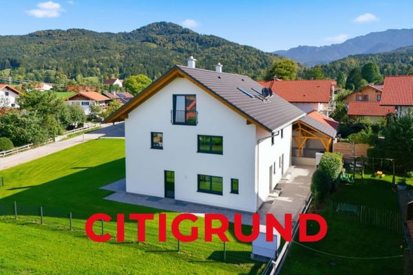 Benediktbeuern - Ruhig. Malerisch. Familiengerecht. - Doppelhaushälfte zum sofortigen Einzug!