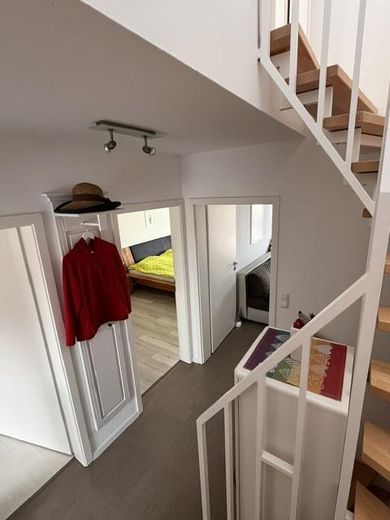 روزدورف منزل متلاصق وسطي مُعتنى به جيدًا جدًا – Treppenhaus SZ und Gästezimmer