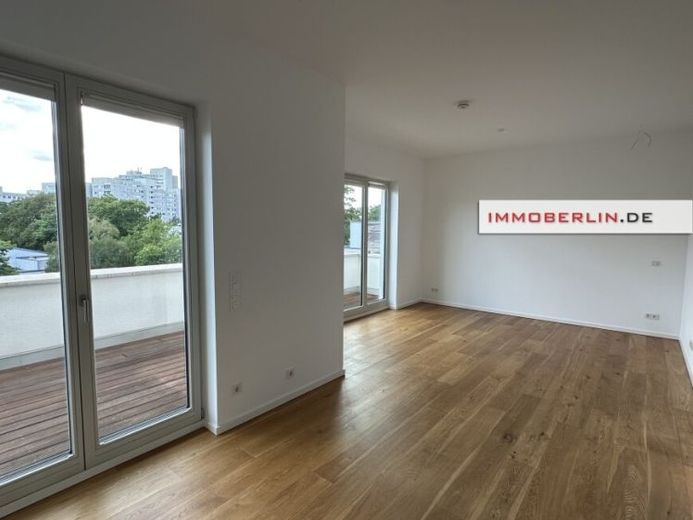 IMMOBERLIN.DE - Appartement luxueux avec l’esprit d’un penthouse, terrasse sud-ouest et place de parking en garage souterrain – Photo 1