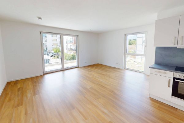 Modern wooncomfort: Lichtovergoten nieuwbouwappartement met 3 kamers, BALKON en INBOUWKKEUKEN