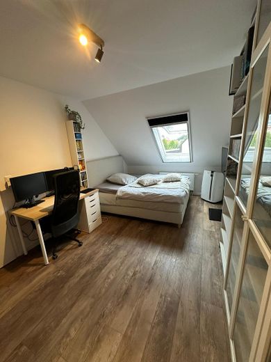 Kinderzimmer/Homeoffice