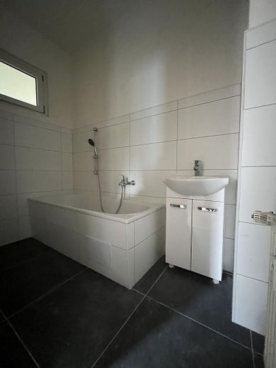 Erstbezug nach Sanierung - Großzügige 3-Raumwohnung in Zwickau-Nord im DG – फोटो 13