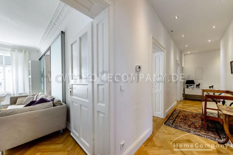 Schöne, hochwertige möblierte 4-Zimmer-Altbauwohnung mit Balkon in Schwabing – 060ca6ea92ba87376e9bf97a97bf75164db97c81.jpg