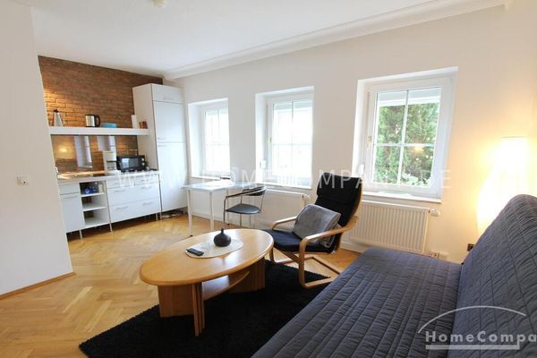 Möblierte 2-Zimmer-Wohnung in abgeschlossener Hofanlage mit separatem Eingang, italienisch-mediterranes Flair!