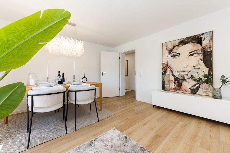 Eerste bewoning - lichte 3-kamerwoning in het hart van Heilbronn - zonder makelaarscourtage! – Wohn-/Esszimmer