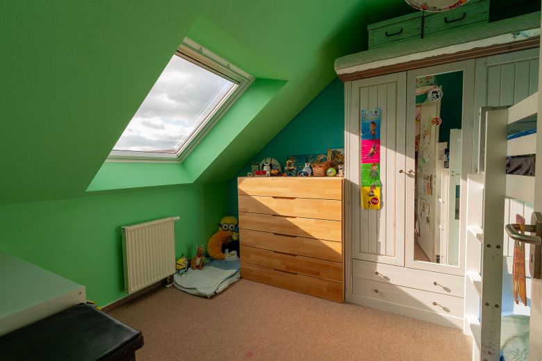 Kinderzimmer / Ankleidezimmer