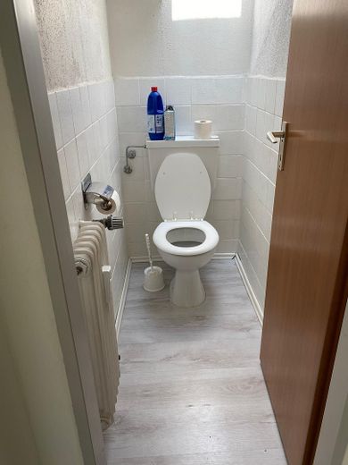 Duże 4-pokojowe mieszkanie z prawdziwą wartością dodaną! Możliwe elastyczne użytkowanie! (app. na poddaszu, ogród, rezerwy) – Photo 21