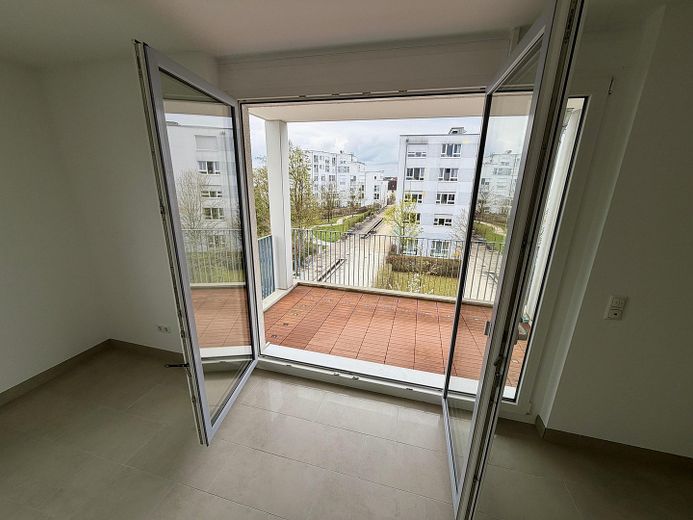 60,49 м² квартира в новостройке с 2 комнатами, доступна сразу, балкон – Фото 8