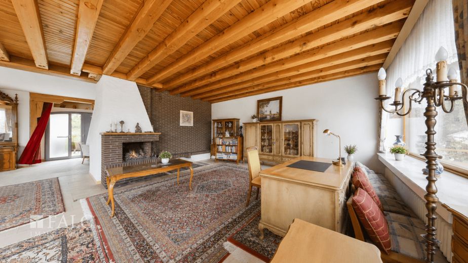 Großzügiges Landhaus mit separaten Apartmentbereichen – Wohnbereich