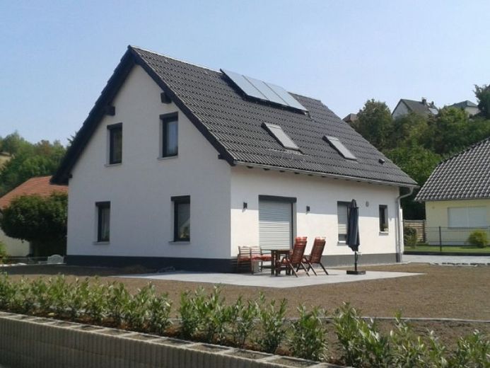 Schlüsselfertiger Neubau-Erstbezug zum guten Preis in 01796 Struppen – Foto 1