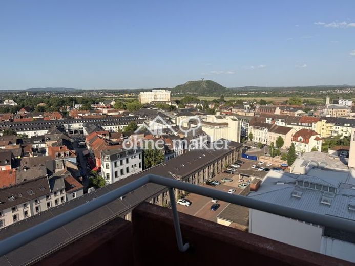 Erstbezug nach Renovierung – Moderne 3-Zimmer-Wohnung mit Balkon und traumhaftem Ausblick Saarlouis – Foto 1