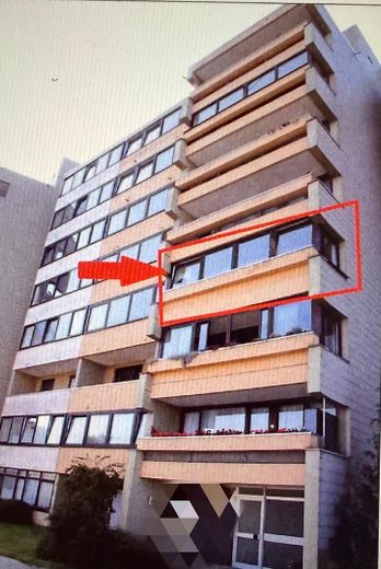 Attraktive Kapitalanlage - sofort vermietbare 1-Zi-Whg mit modernisiertem Bad, Panoramablick – Balkon - 3. OG