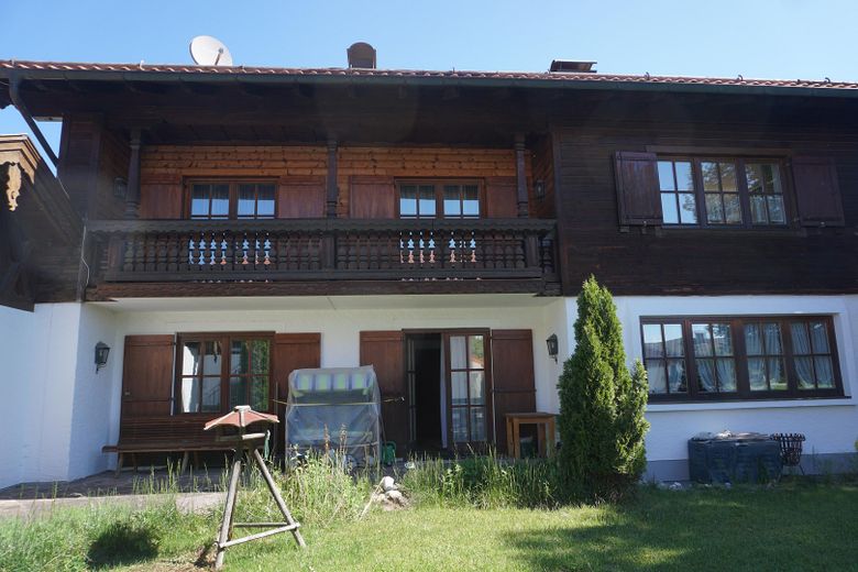 Großes Haus/Mehrgenerationenhaus in Huglfing von privat – Außenansicht Süd