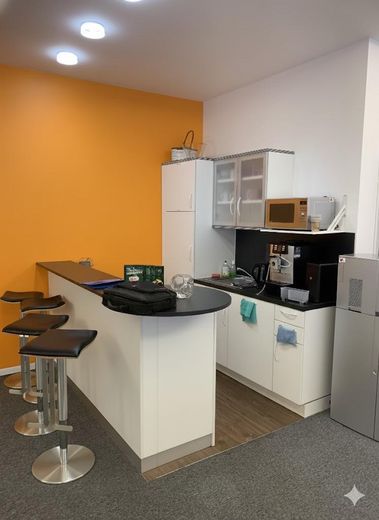 *Innovum Nürnberg*Nürnberg West: Top-Bürofläche*U-Bahn-Anschluss direkt vor der Tür* – offene Küchenlösung