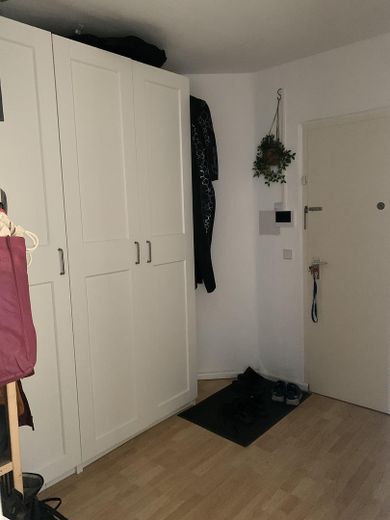 Rhein Bölgesi semtinde komisyonsuz ve aydınlık 2 odalı daire – Fotoğraf 15