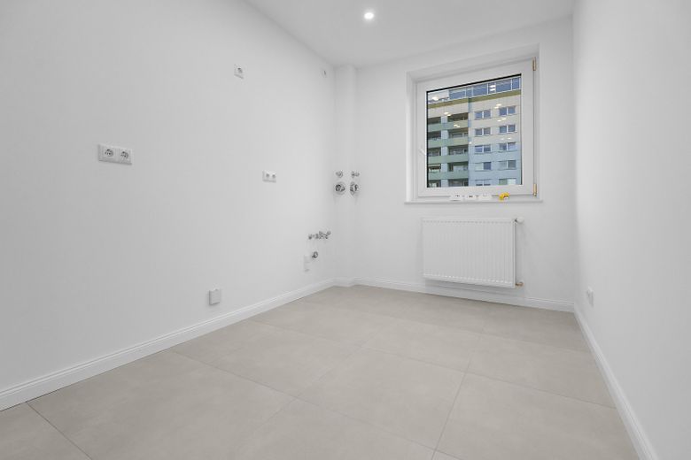 Erstbezug Saniert – 2 Zimmer – Balkon – Wettbergen – Küche