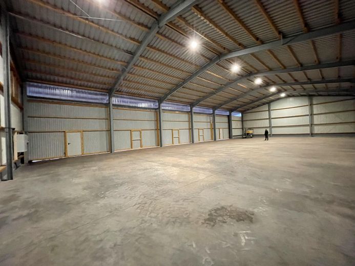 Lagerhalle/Gewerbehalle/Miethalle/(1296m², 648m², 2x324m²) – Foto 10