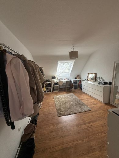 Spacious, high-quality modernized 3-room apartment with new bathroom in a quiet – Foto 3