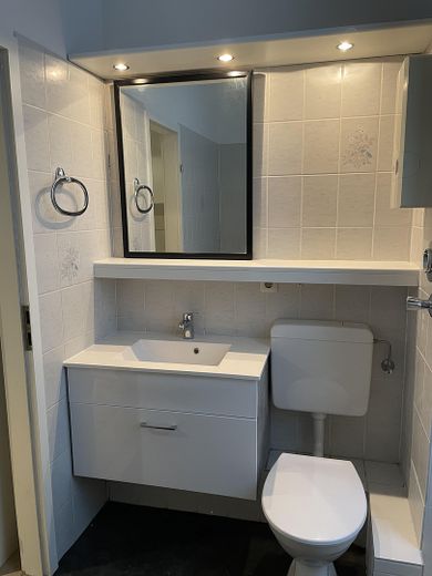 Elegante apartamento de 2 habitaciones – Bad