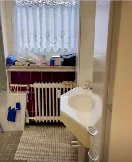 Badezimmer EG