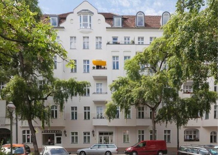 Einzigartige Wohnung | privater Eingang | bezugsfrei | ohne Provision – Hausansicht 