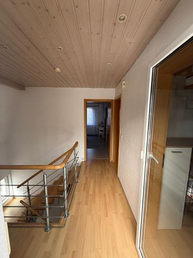 Light-filled detached house in an attractive residential area – Flur