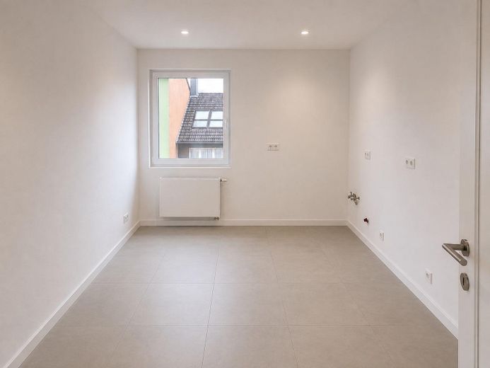 2 kernsanierte helle 2,5 Zimmer Wohnung (54 & 64qm) – फोटो 3