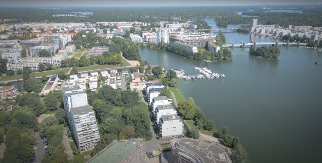 PROV.FREI -  Townhouse an der Havel - einziehen und wohlfühlen – Luftansicht