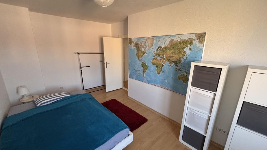 Leerstehende möblierte Wohnung nahe Innsbrucker Platz - direkt einziehen! – Schlafzimmer 2