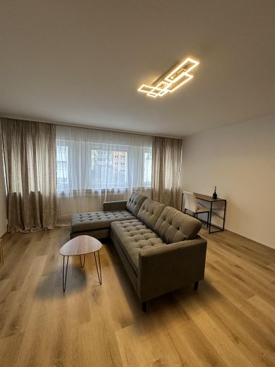 Hochwertig renovierte 2,5-Zimmer-Wohnung mit Panorama-Blick – Stuttgart Mitte – Foto 1