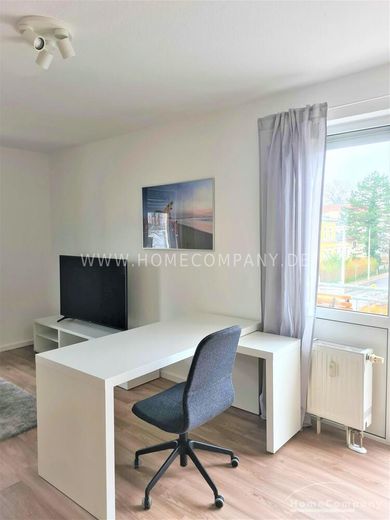 2202215 HomeCompany Dresden Möbliert/Furnished Studio Apartment mit Balkon in Dresden-Plauen max. 1 Person – e119df7749f19830cf63c4368136337baffe69ff.jpg