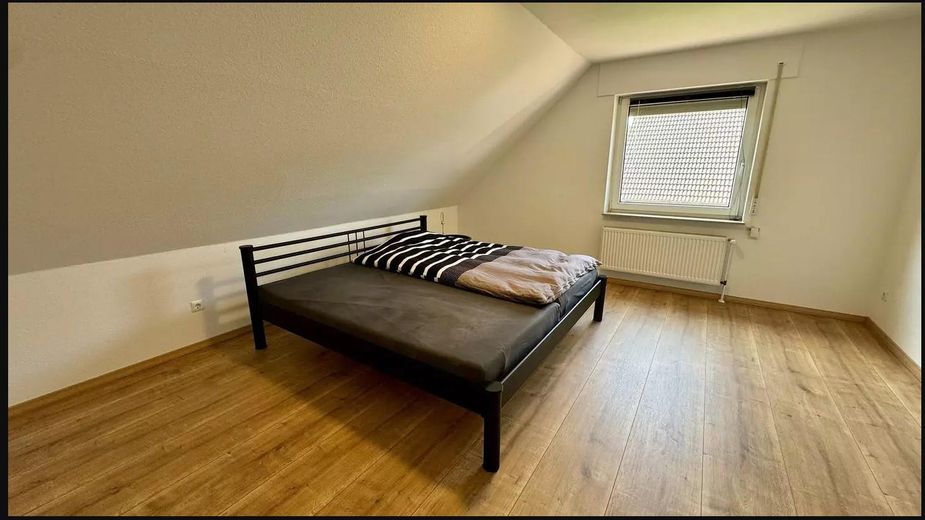 1. Schlafzimmer 