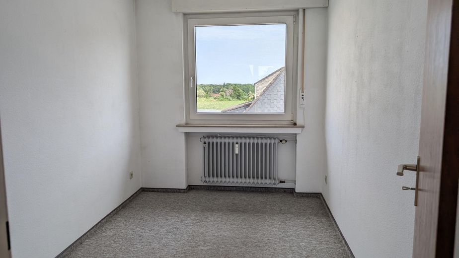 Provisionsfreie attraktive 3,5-Zimmer-Eigentumswohnung mit Garage in ruhiger Lage – Kind