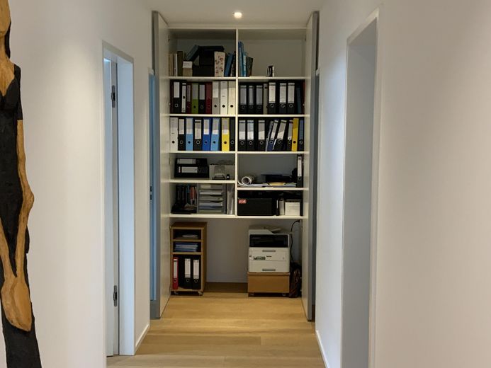 Exklusive 3.5 Zimmerwohnung auf dem Hünerberg – Foto 23