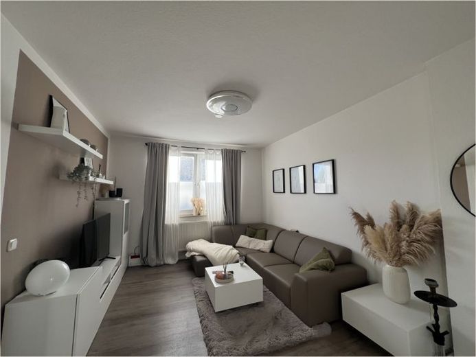 Aachen'de balkonlu çekici 2 odalı daire – Fotoğraf 1