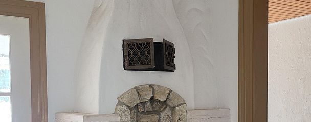 Casa a schiera modernizzata con fascino d’epoca e appartamento indipendente