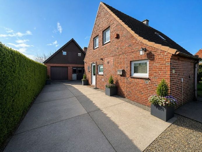 Wohnen mit Wohlfühlfaktor – Ihr Zuhause in Friedrichskoog mit viel Platz und Charme – Foto 1