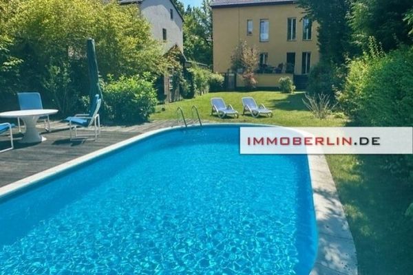 IMMOBERLIN.DE - Kentsel yaşam idili! Karakterli, geniş ev ve dinlenme bahçesi