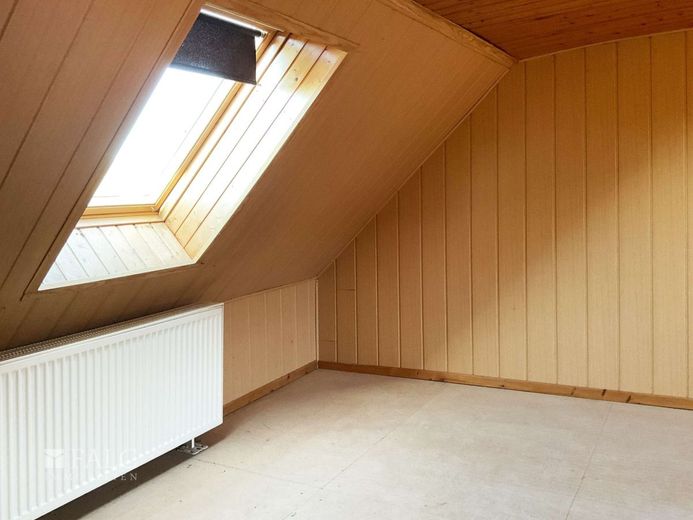 Fachwerkhaus zum Ausbauen in 38835 Veltheim – Dachzimmer