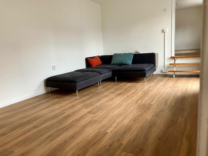 Große Whg Zimmer 2