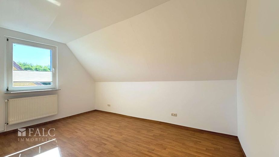 ***Ihr neues Zuhause - Einfamilienhaus mit Kamin, Sauna &amp; schönen Gartenbereich*** – Schlafzimmer