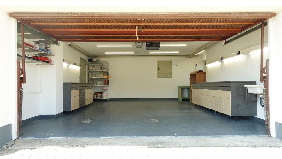Großzügiges Einfamilienhaus in Ortsrandlage – 207 m² Wohnfläche auf 1.260 m² Grundstück – 26 Großzügige Doppelgarage