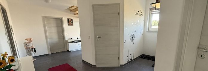 Familienfreundliches Einfamilienhaus zu verkaufen – Eingangsbereich EG
