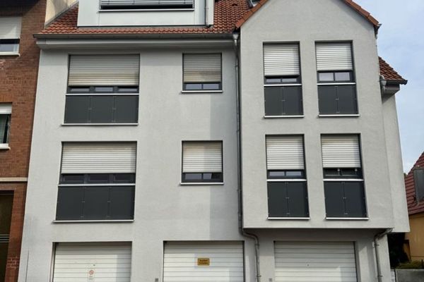 Vielseitiges Stadthaus mit 163m² Potenzial & Umbauoption in Wohnraum
