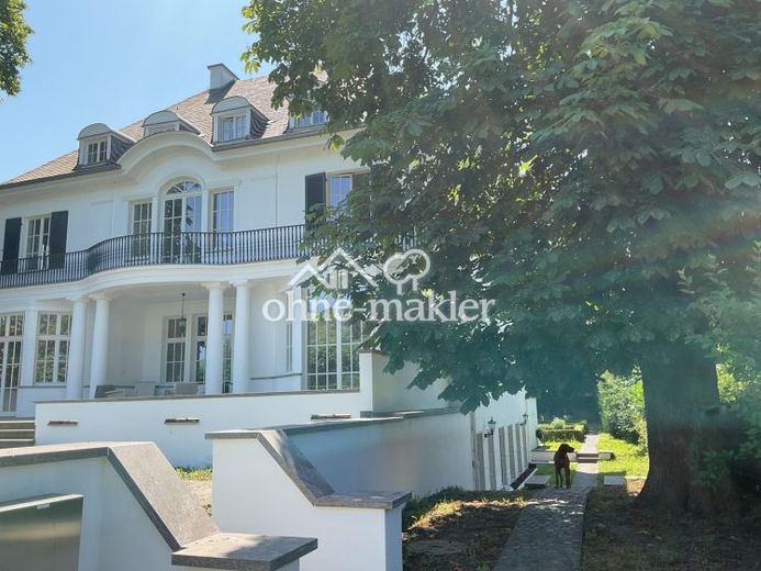 Möblierte Wohnung in historischer Villa mit exklusiver Lage an der Kölner Riviera – Foto 2